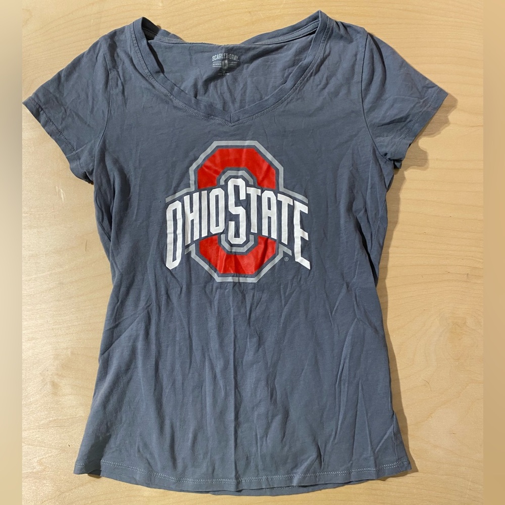 Scarlet & Gray Ohio State Women's Gray T-Shirt Medium (OT)